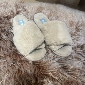 Sorel Plush Cream Slide Slippers